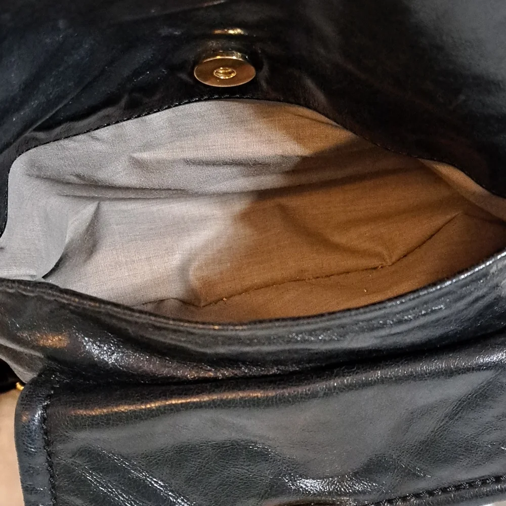 Authentic Marc Jacobs Black Leather Shoulder Bag, EUC!!